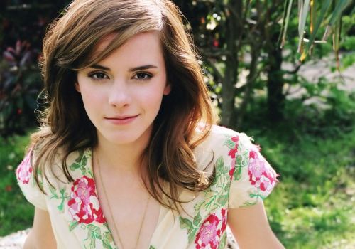 Gorgeous Emma Watson British Actress Wallpaper