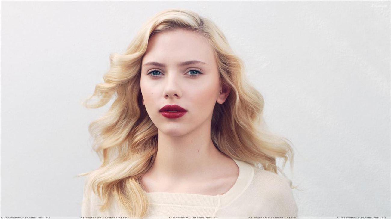 Wide HD Scarlett Johansson Free Wallpaper